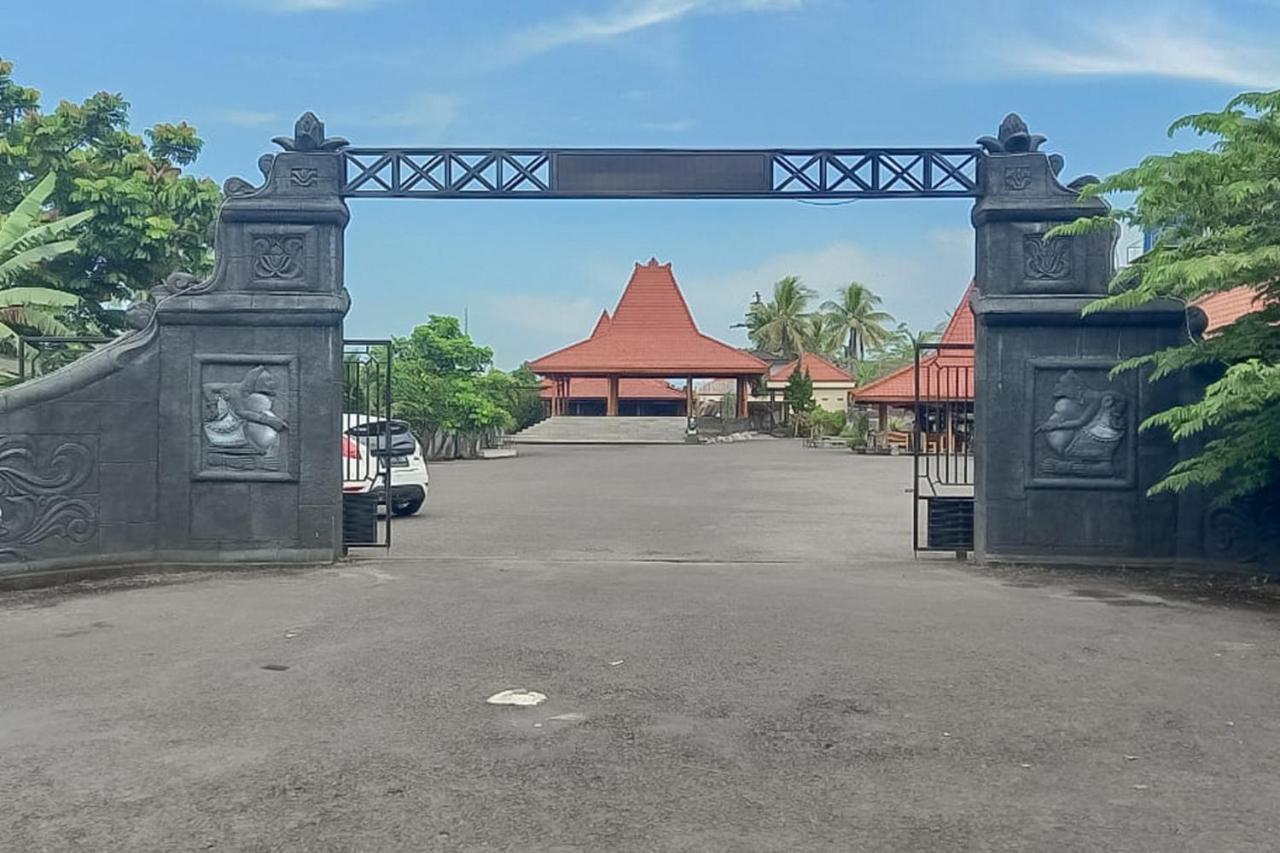 Reddoorz Syariah Near Tugu Lampu Gentur Cianjur Hotell Exteriör bild